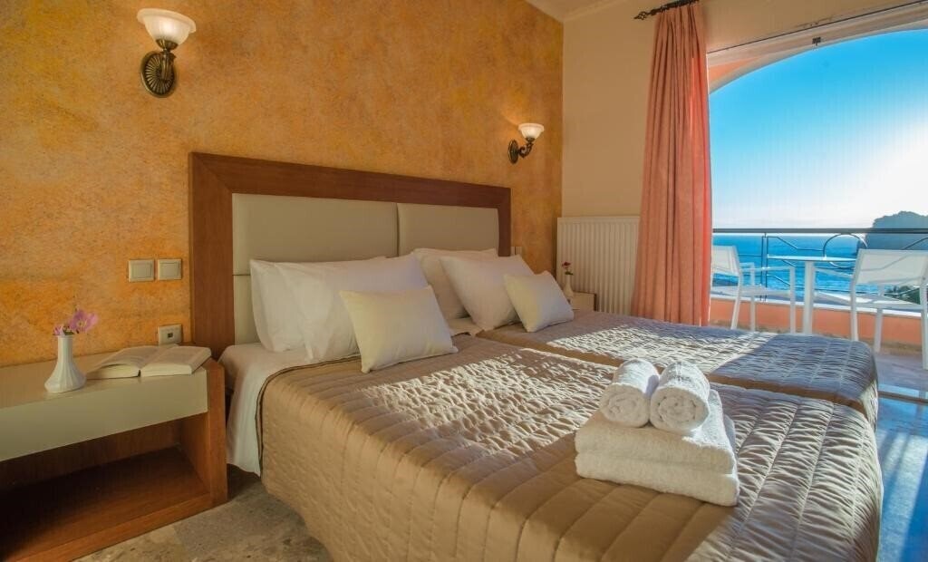 Фото Philoxenia Hotel Corfu 3*