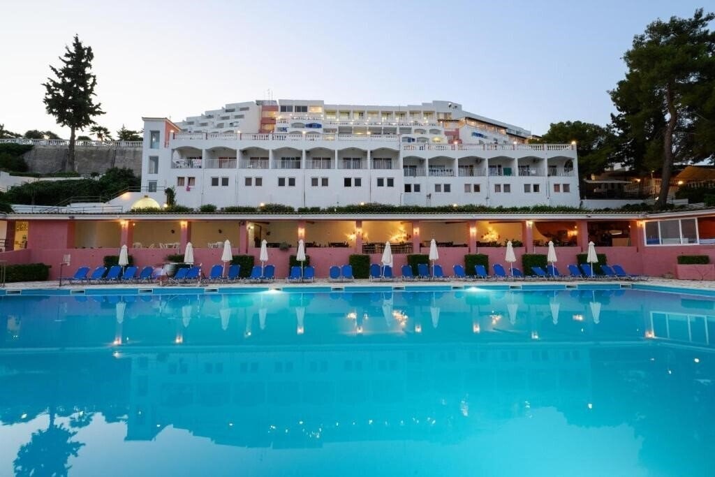 Фотографія Sunshine Corfu Hotel & SPA 4*