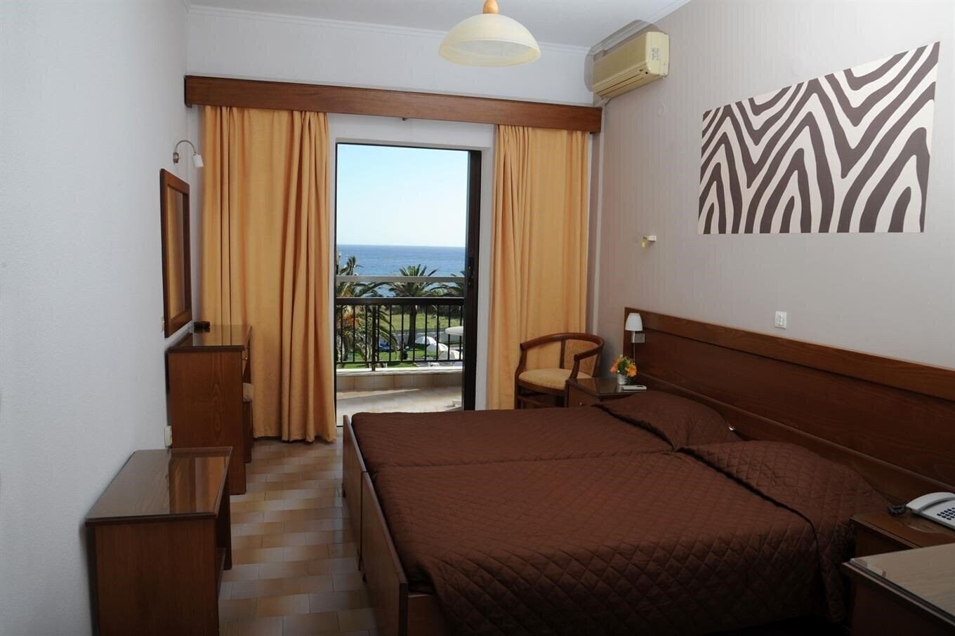 Фотография Golden Sands 3*