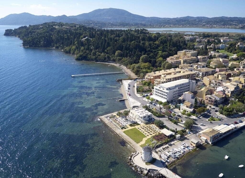 Изображение Aquis Mon Repos Palace 4*