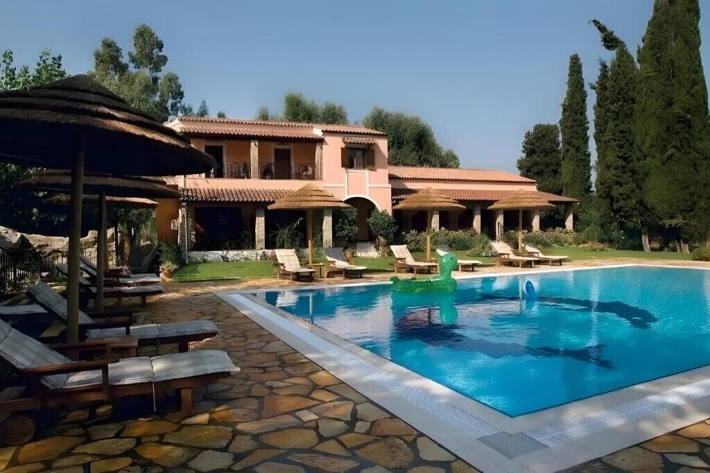 Изображение Corfu Club Aparthotel 3*