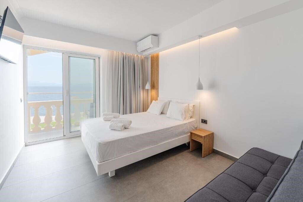 Изображение Pontikonissi Hotel 2*