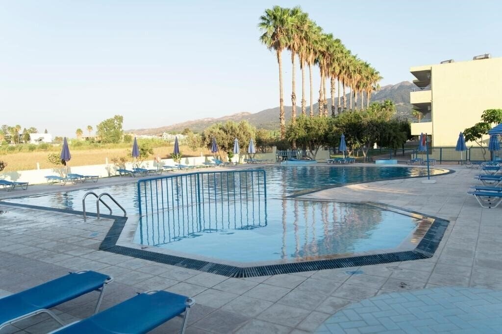 Фото Oasis Hotel Kos 3*