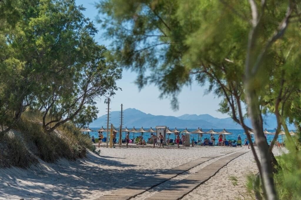 Фотография Sandy Beach 4*