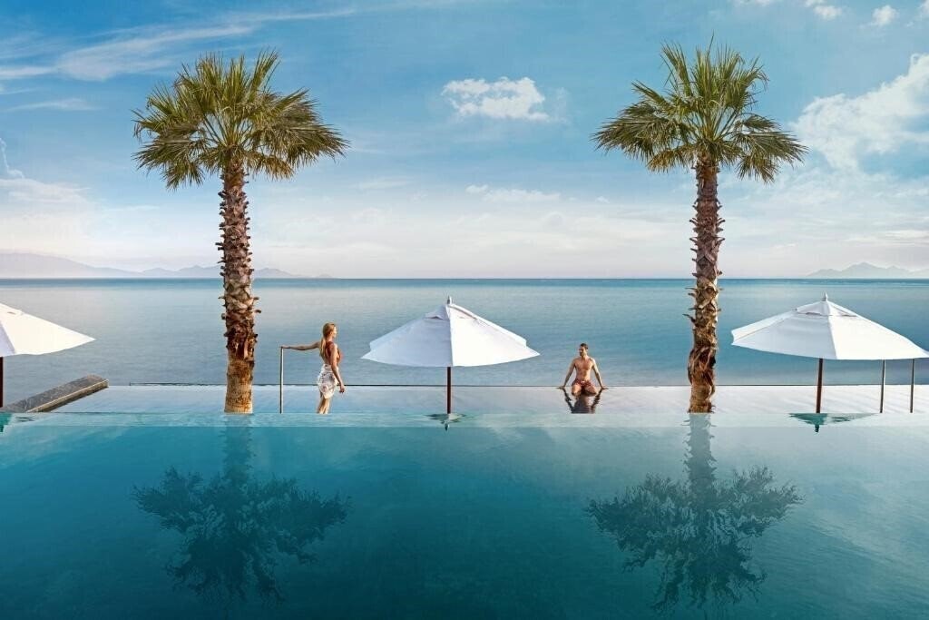Отель Mitsis Summer Palace Hotel 4*