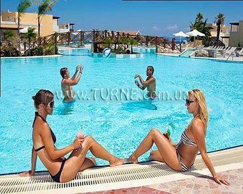 Готель Natura Park Village 5*