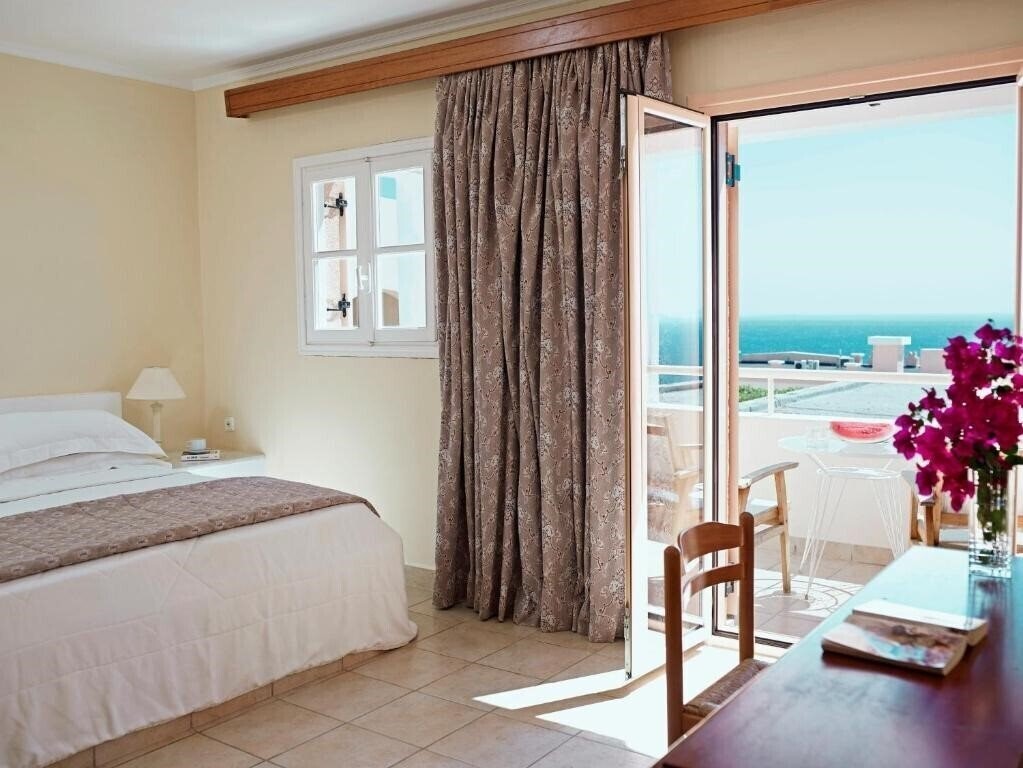 Фото Mitsis Family Village Hotel 4*
