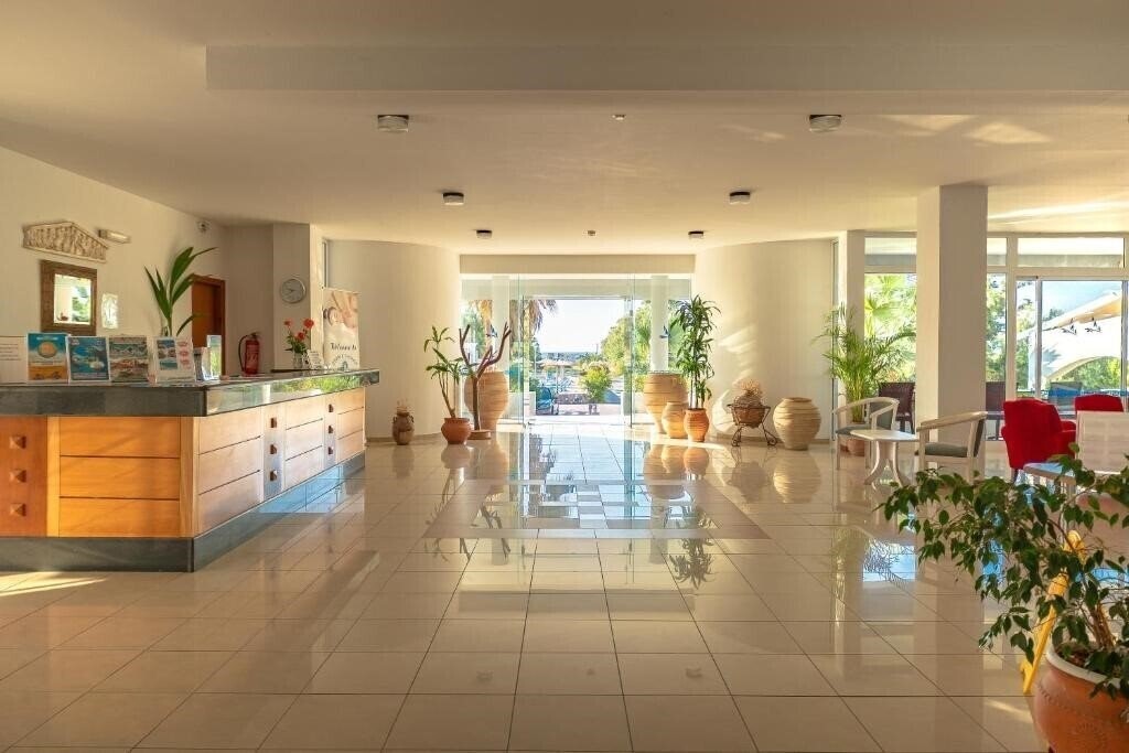 Зображення Evripides Village Hotel 3*