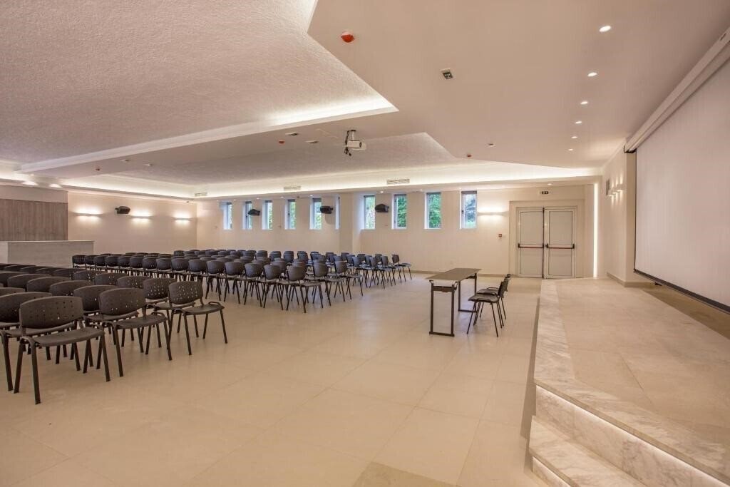 Зображення Euro Village Achilleas 4*