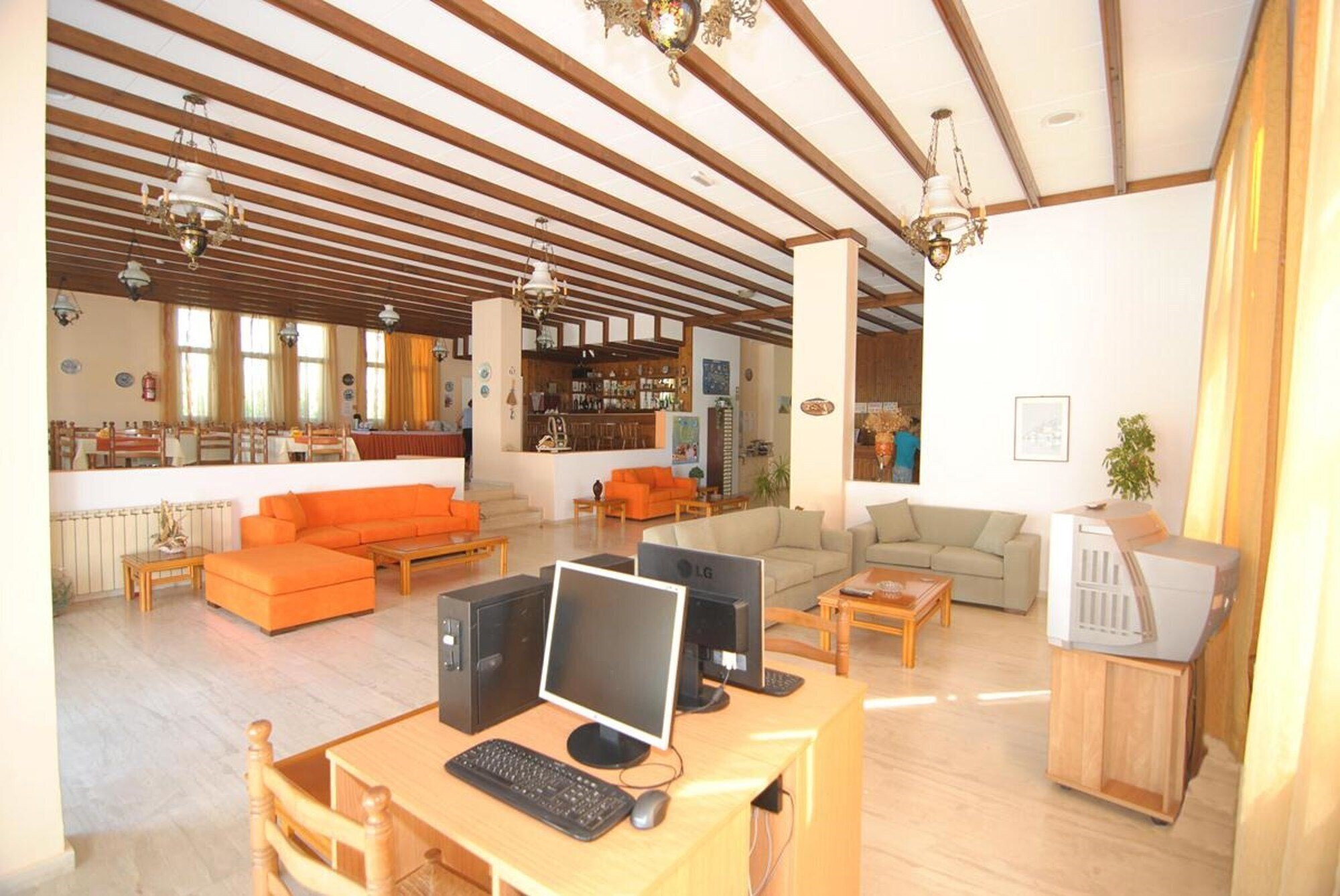 Фотографія Iris Hotel Psalidi 3*