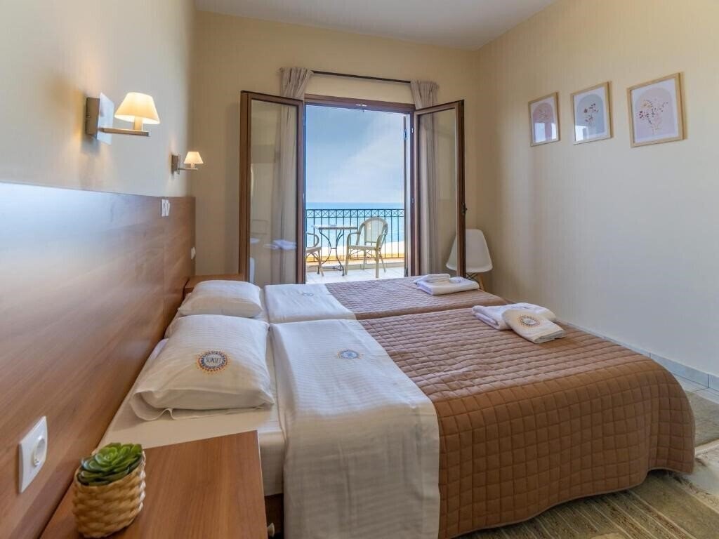 Отель Sunset Hotel 2*