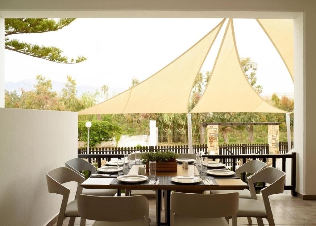 Фотография Club Salut Marmari Beach Hotel 4*