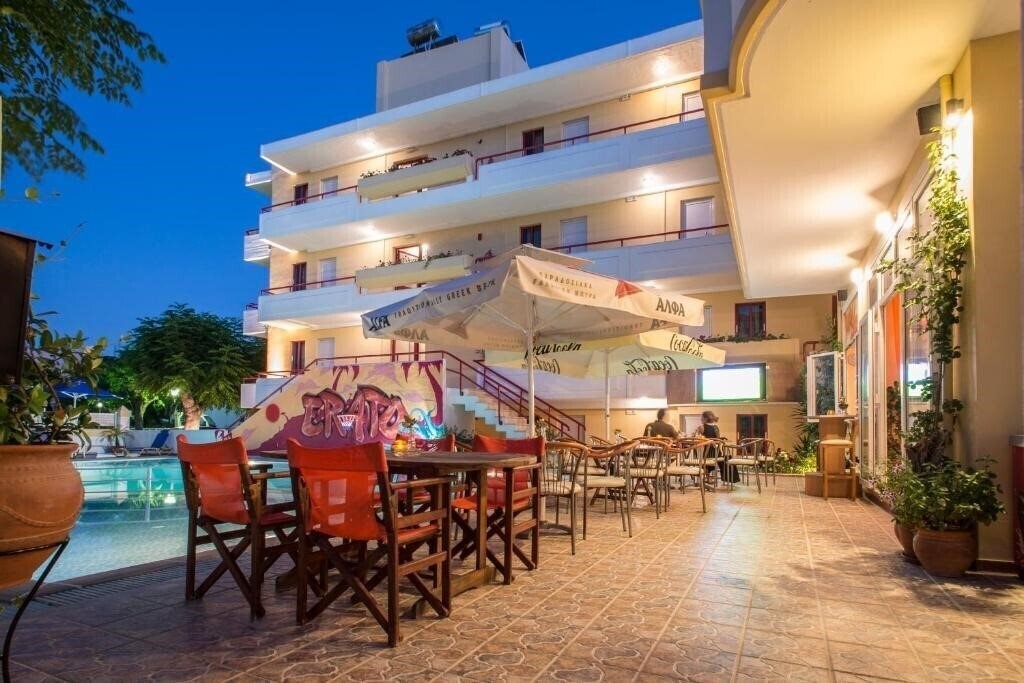 Изображение Erato Studios & Apartments 3*