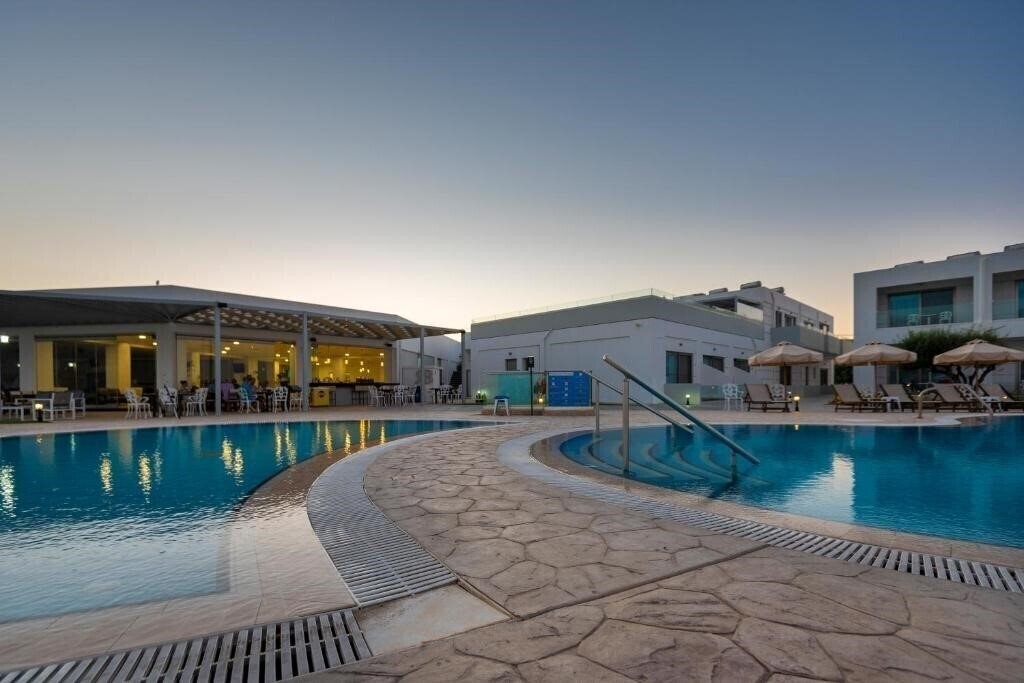 Фотографія Royal Bay 4*
