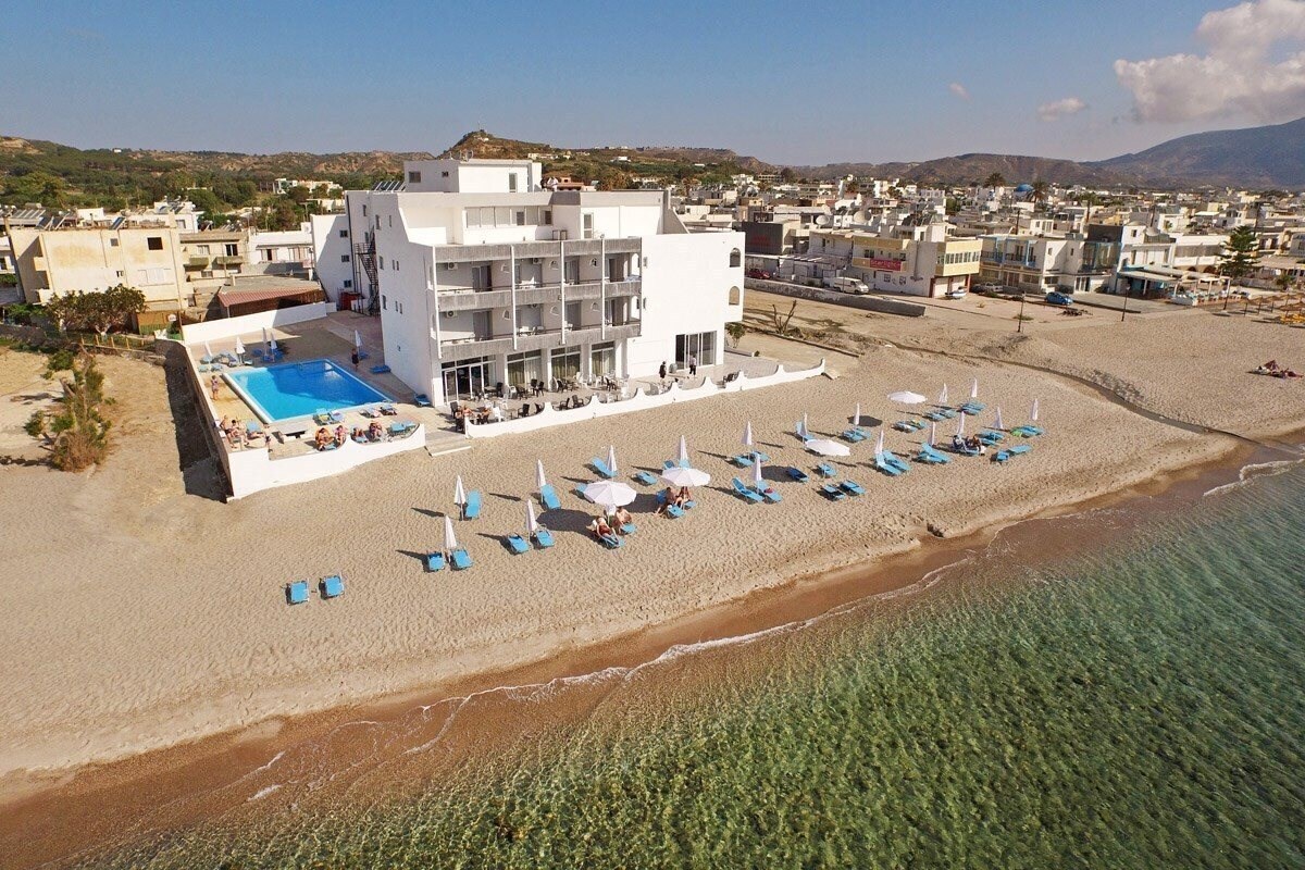 Готель Maya Island Resort 3*