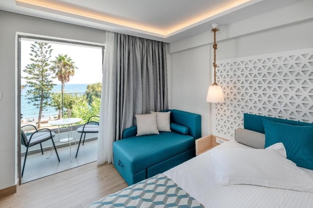 Фотографія Triton Boutique Hotel 3*