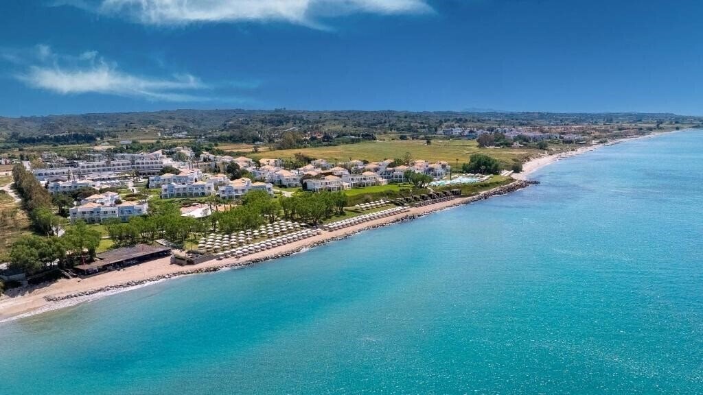 Отель Neptune Luxury Resort 5*