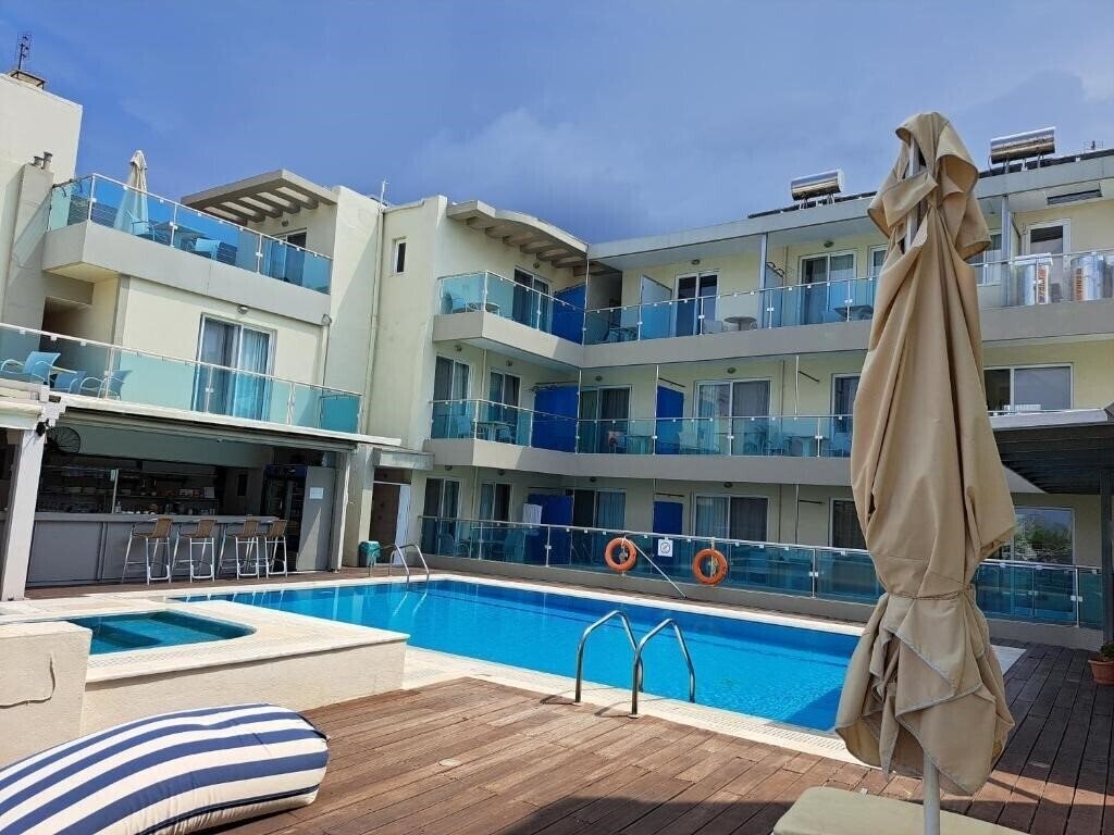 Изображение Bristol Sea View 3*