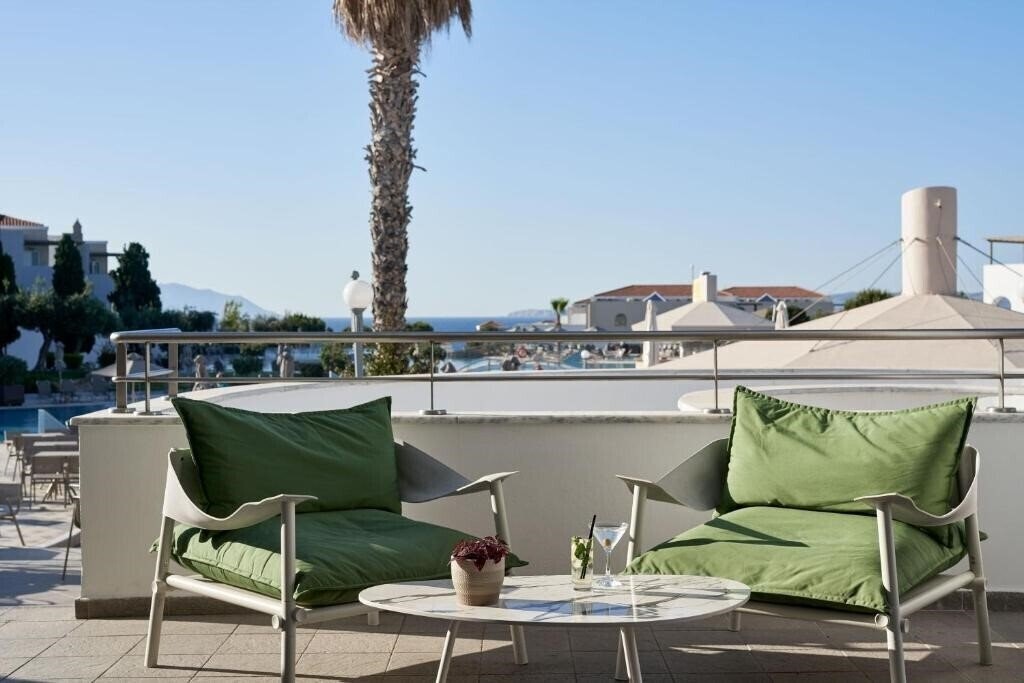 Изображение Atlantica Marmari Palace 5*