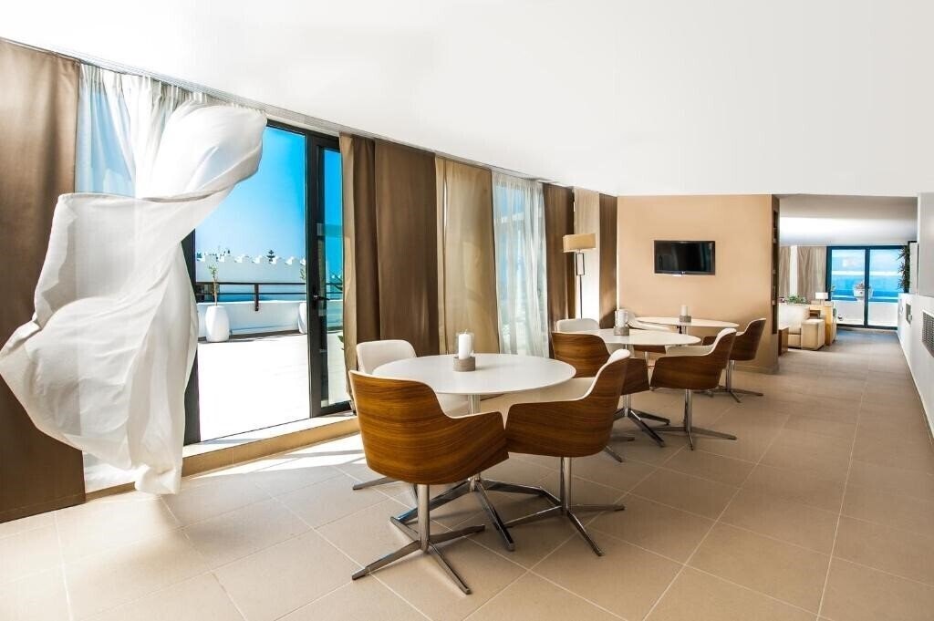 Зображення TUI Blue Oceanis Beach Resort & SPA 4*