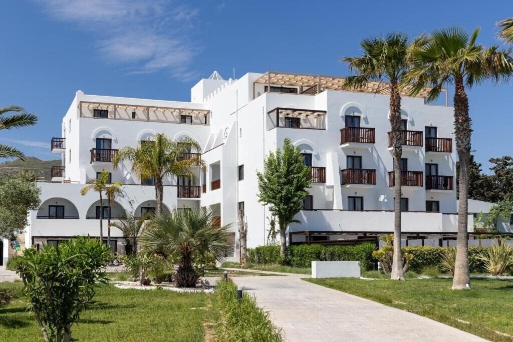 Картинка TUI Blue Oceanis Beach Resort & SPA 4*
