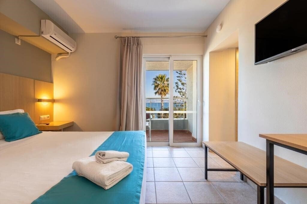 Отель Kos City Sunstone 3*