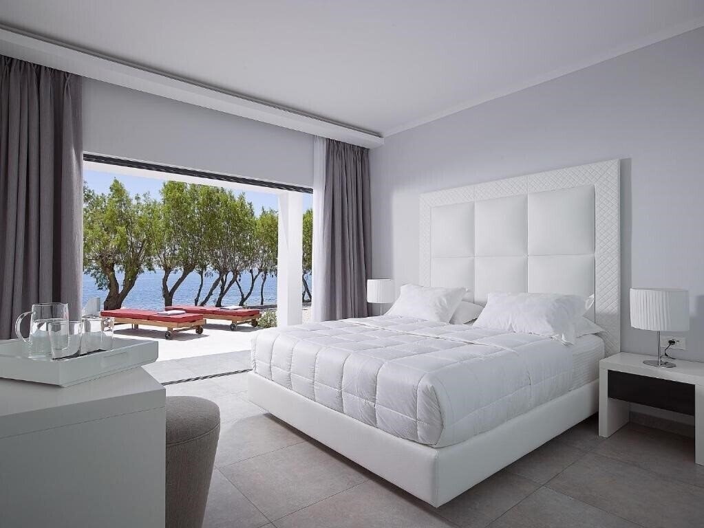 Изображение Dimitra Beach Hotel & Suites 5*