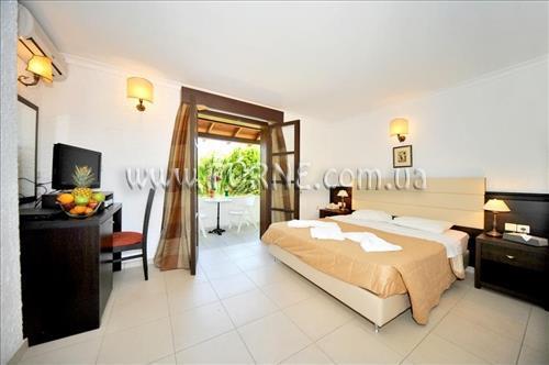 Фото Gaia Garden 3*