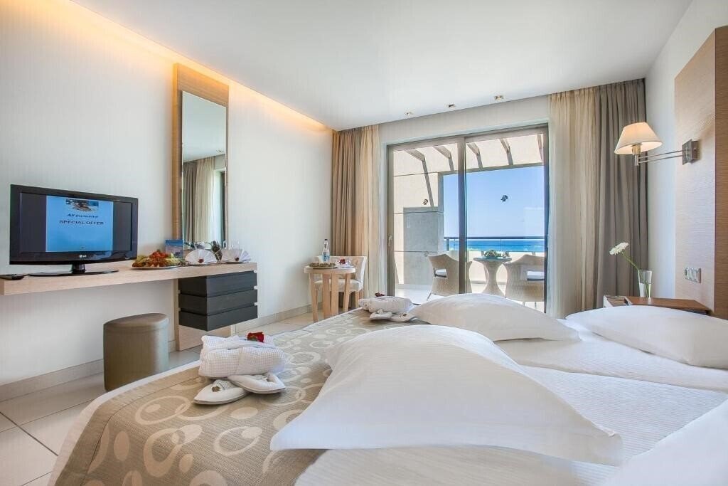 Картинка Astir Odysseus 5*