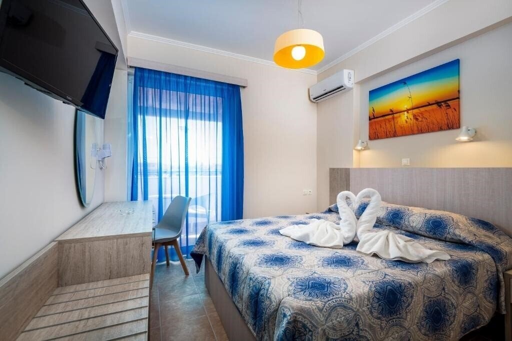 Изображение Tigakis Star 3*