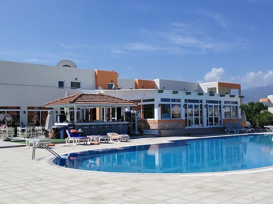 Готель Nefeli Hotel 4*