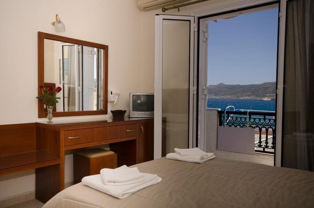 Фотография El Greco Hotel Sitia 2*