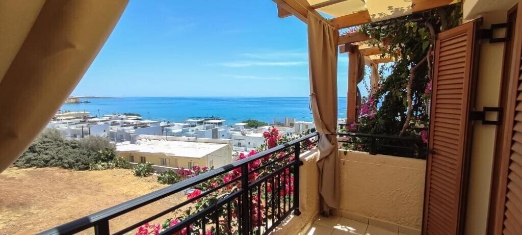 Изображение Niki Apartments Makry Gialos 3*