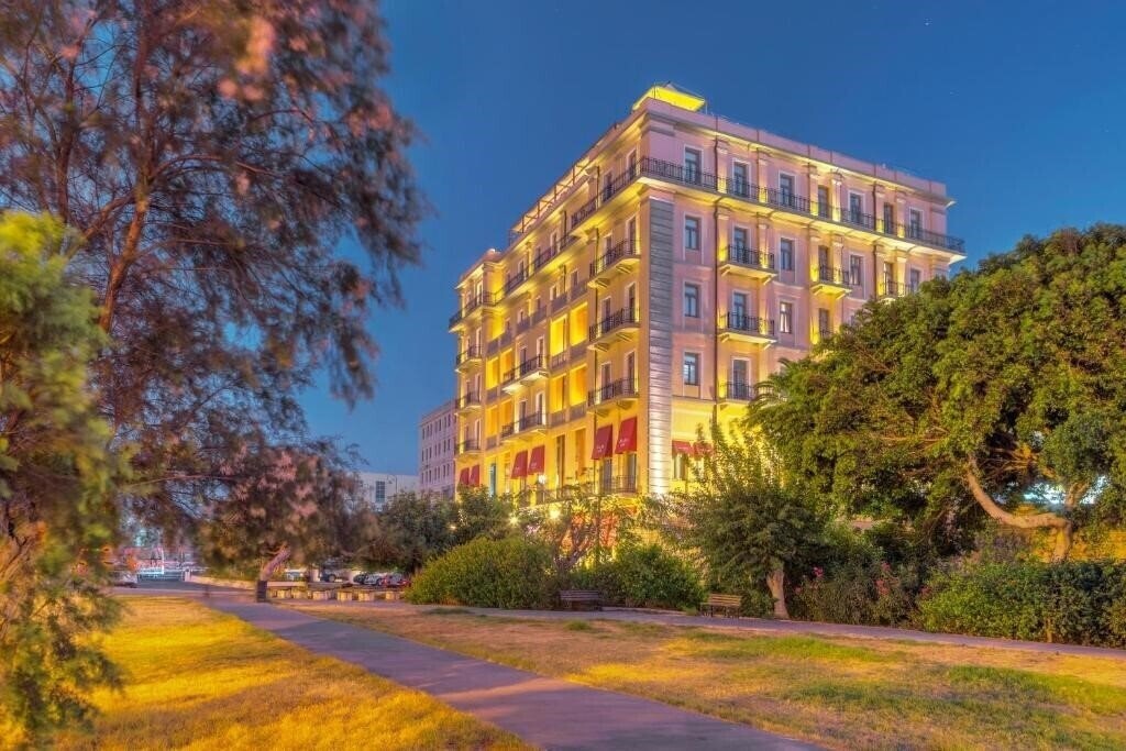 Отель GDM Megaron Historical Monument Hotel 5*