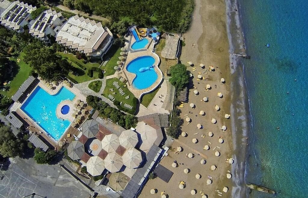 Готель Apollonia Beach Resort & SPA 5*