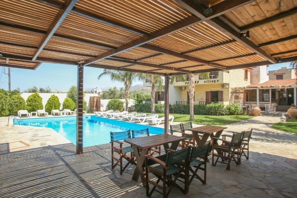 Изображение Petros Hotel 3*