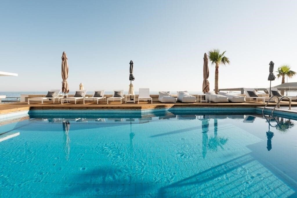 Фото Petradi Beach Hotel 3*