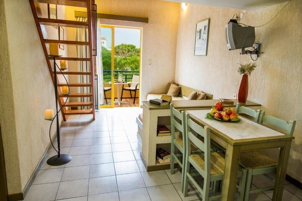 Фотографія Lycasti Maisonettes 3*