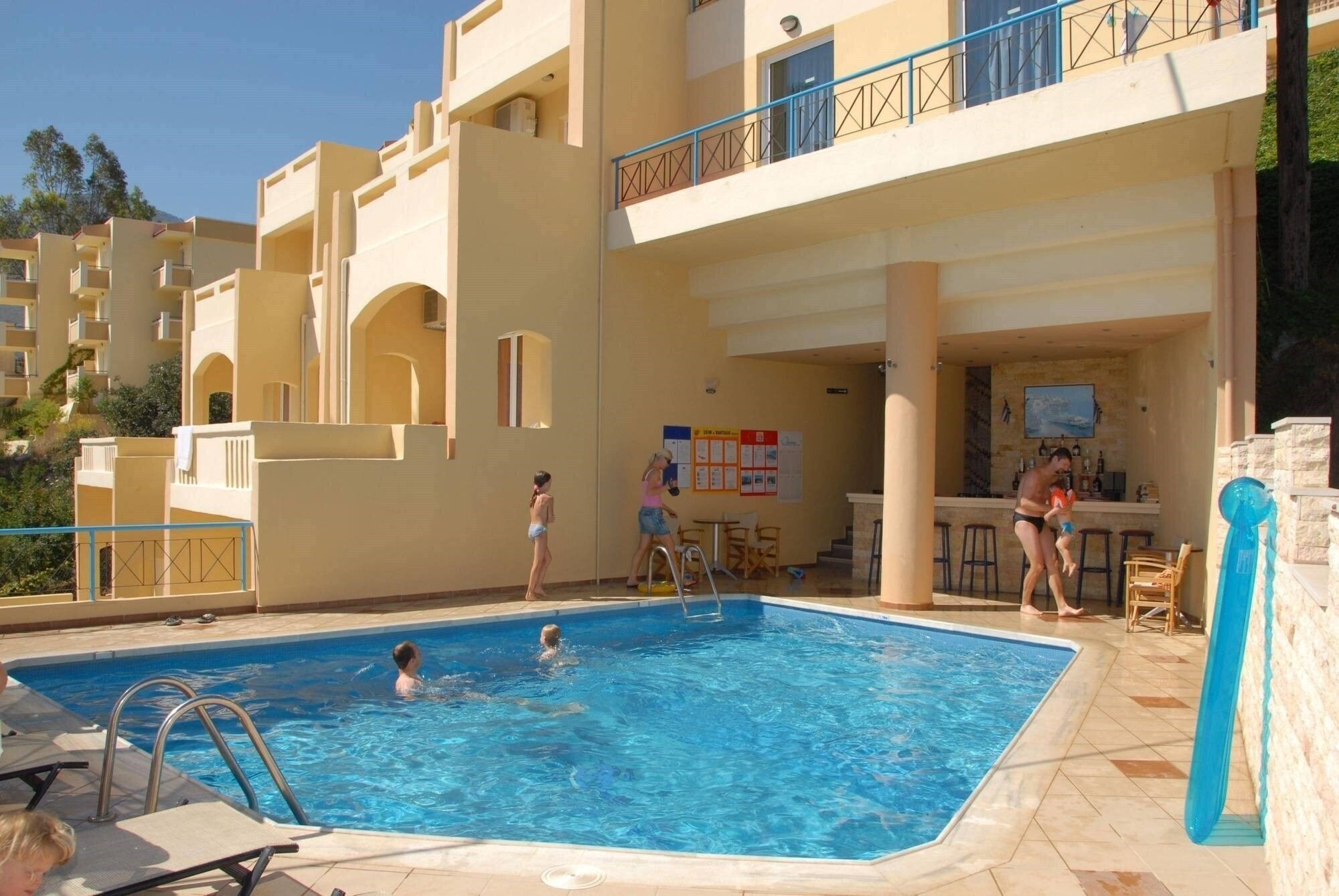 Фотографія Hotel Athina (Bali) 3*