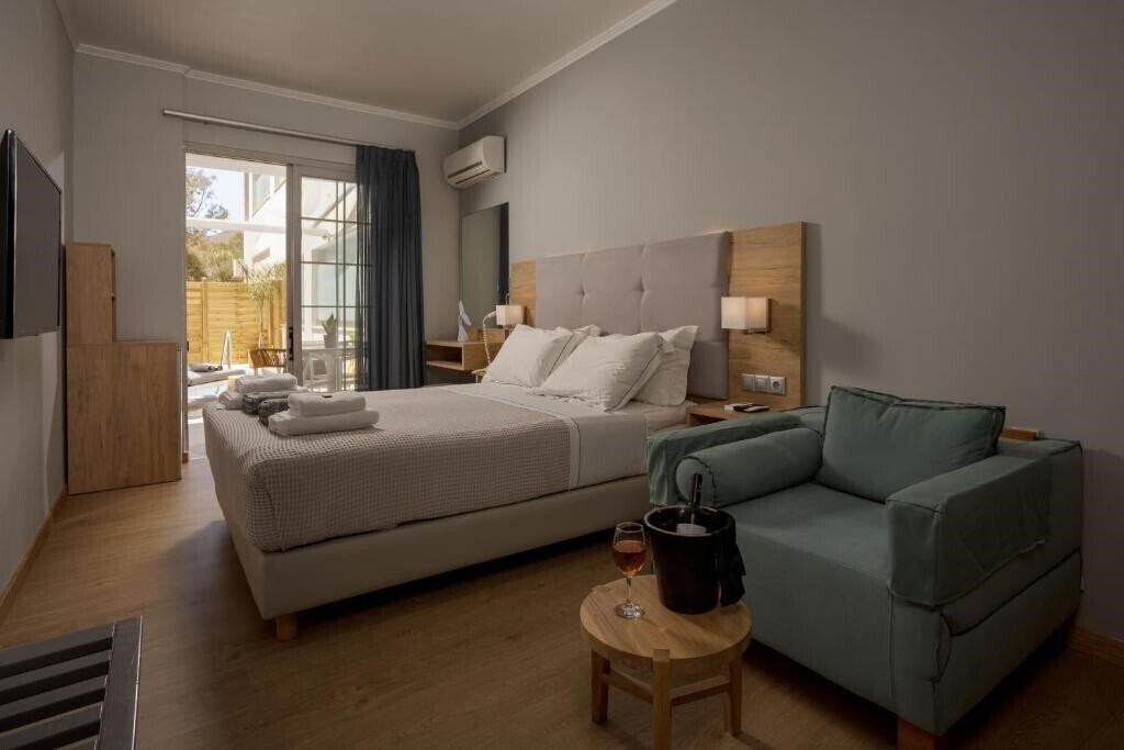 Фото Georgiupolis Beach Hotel 4*