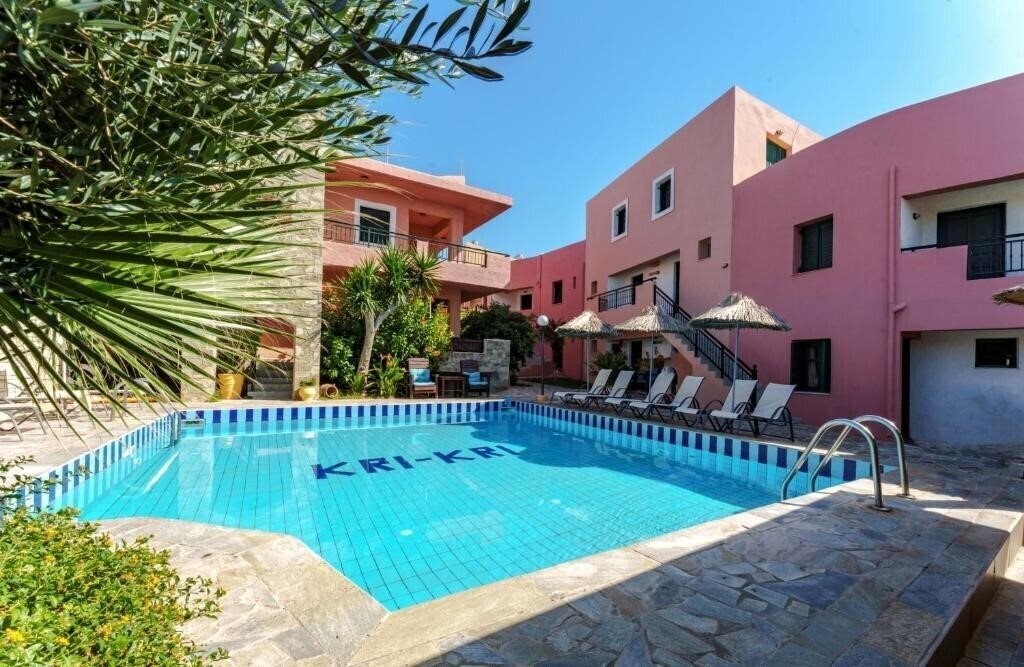Готель Kri-Kri Village Holiday Apartments 3*