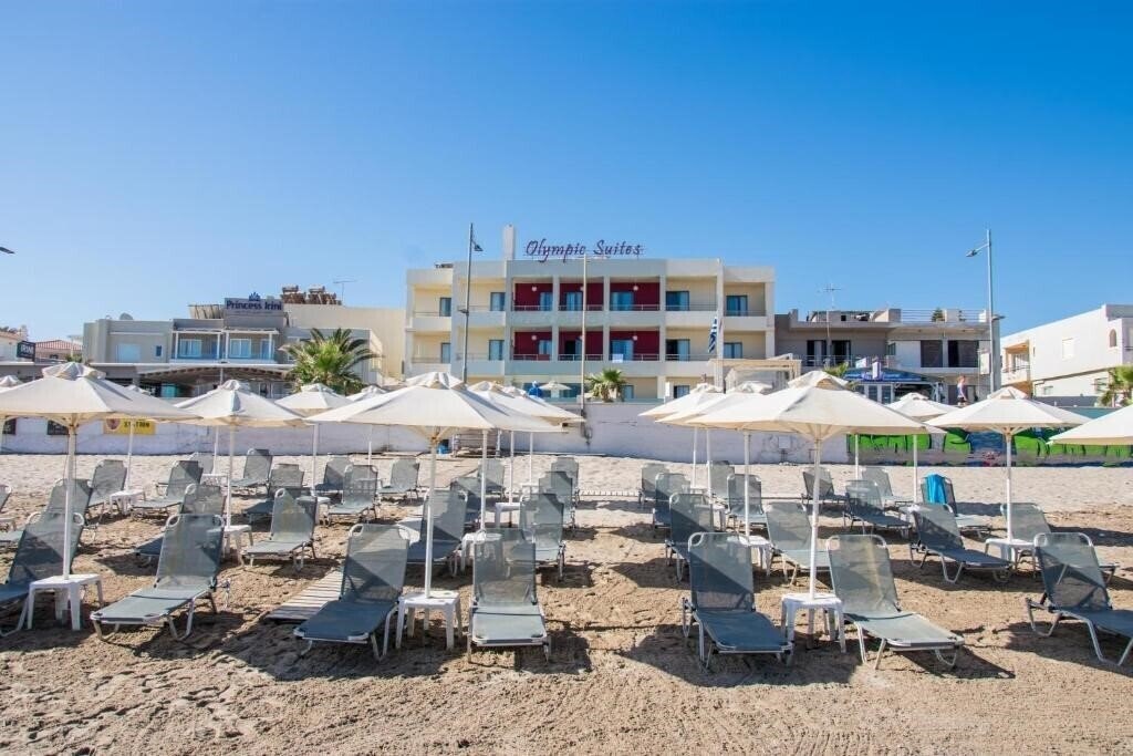 Готель Olympic Suites 4*