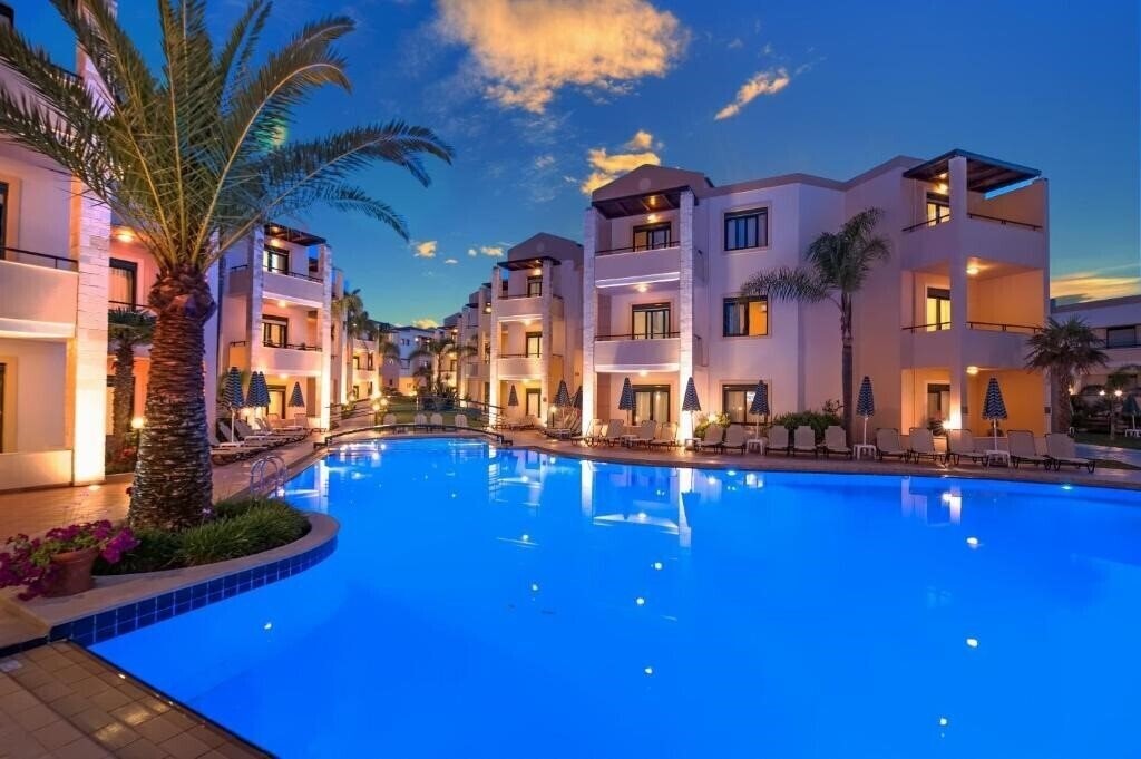 Готель Creta Palm Apartments 4*