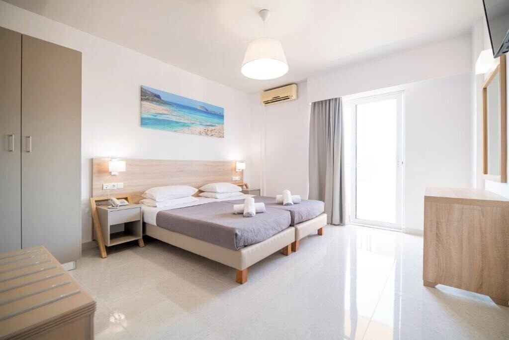 Зображення Horizon Beach Hotel 4*