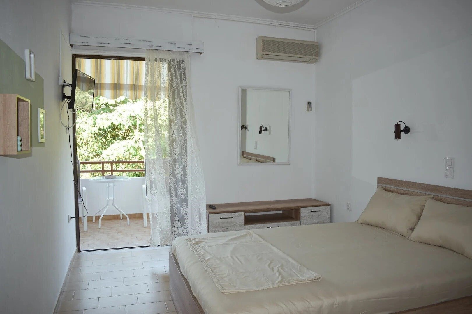 Фотографія Kavros Garden Hotel 3*