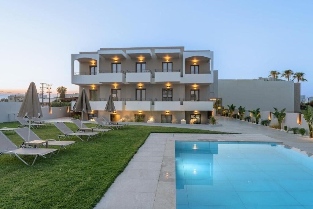 Отель Pinelopi Hotel 3*