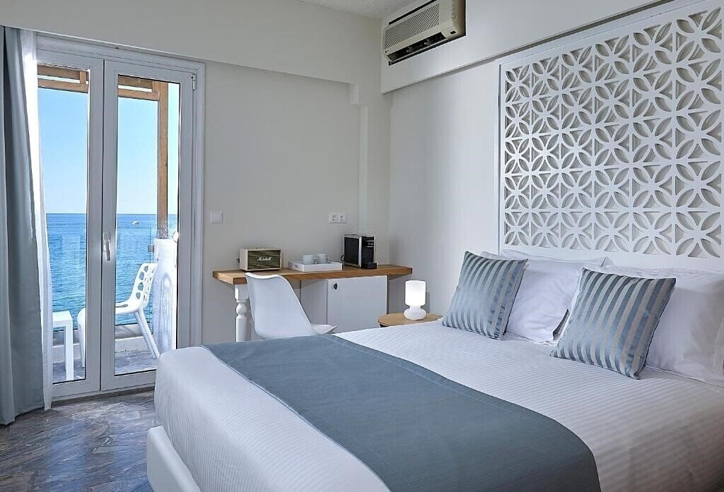 Фото Maragakis Beach 3*