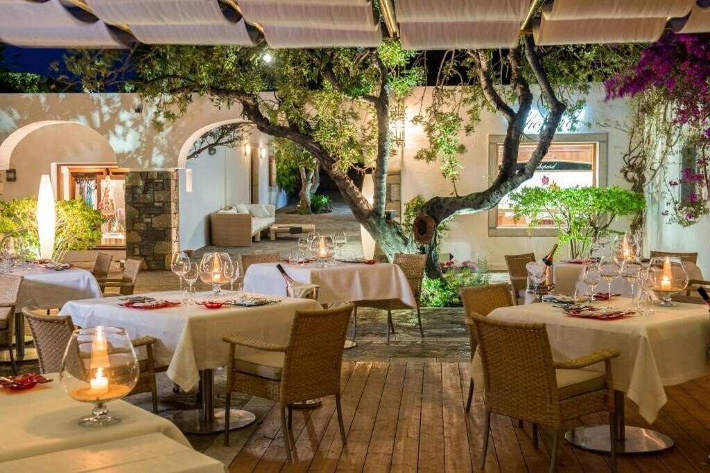 Фото Elounda Beach Resort Sports Club 5*