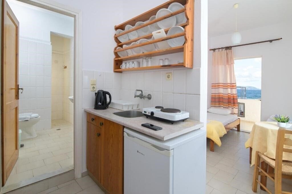 Изображение Haris Apartments Kokkini Hani 3*
