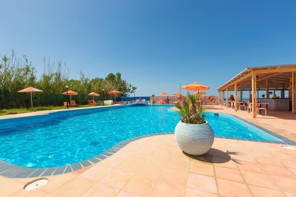 Фотографія Trefon Apartments 3*